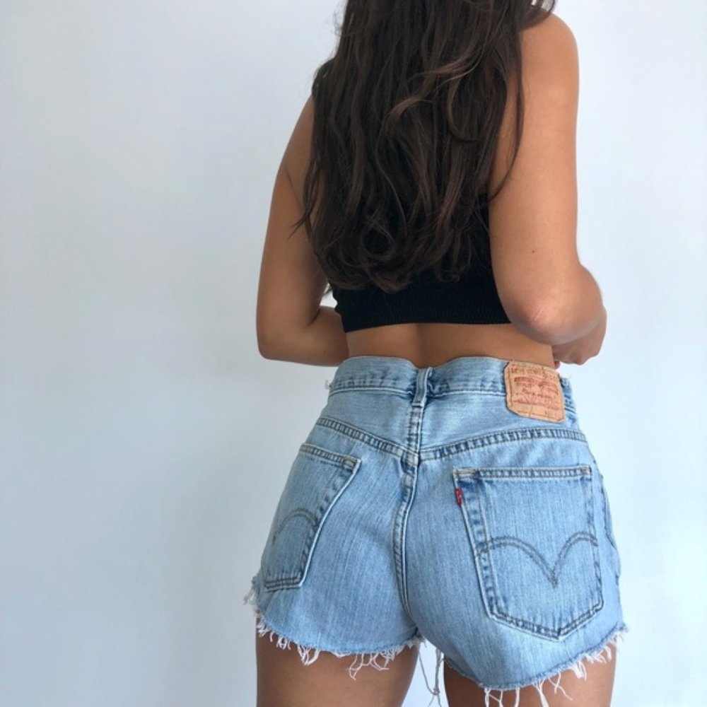 Vintage Levi’s 505 high waist denim shorts